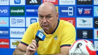 Bojan Hodak Emosi Manajemen Persib Sudah Bicara Konvoi Juara: Kami Belum Juara!