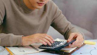Kejar Target Finansial Seperti Kejar Gol, Cicil Emas Bisa Jadi Taktiknya