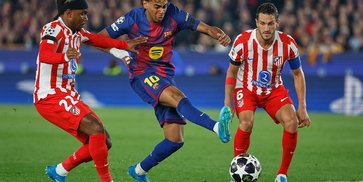 Drama VAR Barcelona vs Atletico Madrid: Saat Tangan Pubill Bikin Rashford dan Gerard Martin Murka