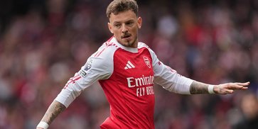 Video Keributan Usai Laga Atletico vs Arsenal: Ben White Injak Logo Klub, Diego Simeone Ngamuk!