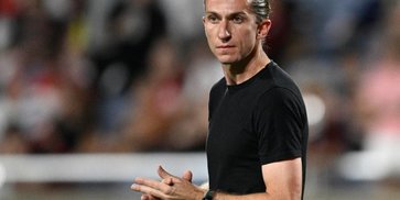 Filipe Luis Masuk Kandidat Pelatih Baru Chelsea