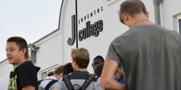 Rahasia Juventus J-College: Membangun Bintang Lapangan yang Juga Cerdas di Sekolah