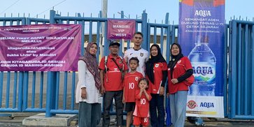 Cerita Keluarga Pandu Aryo: Rombongan dari Mojokerto ke Gresik untuk Dukung Langsung Laga Timnas Indonesia U-17