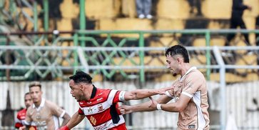 Hasil Madura United vs Dewa United: 2 Gol Ricky Kambuaya Bikin Sape Kerrab Tertahan di Zona Degradasi BRI Super League