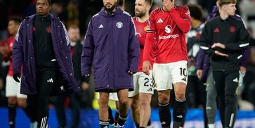 Rapor Pemain Manchester United Saat Dikalahkan Leeds: Martinez Sembrono, Mazraoui Payah, Magis Fernandes Permanen!