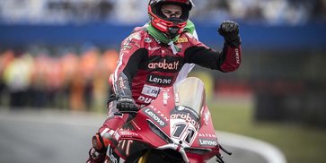 Hasil Superpole WorldSBK Aragon 2026: Nicolo Bulega Sabet Pole, Kalahkan Iker Lecuona