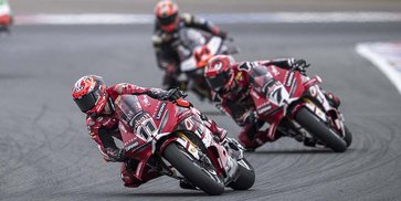 Hasil Superpole Race WorldSBK Aragon 2026: Nicolo Bulega Lagi-Lagi Menang, Kalahkan Iker Lecuona Hasil Superpole Race WorldSBK Aragon 2026: Nicolo Bulega Lagi-Lagi Menang, Kalahkan Iker Lecuona