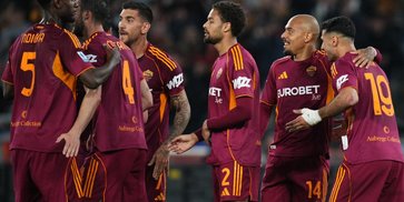 Hasil Roma vs Pisa: Donyell Malen Cetak Hattrick, Giallorossi Menang Telak di Kandang Hasil Roma vs Pisa: Donyell Malen Cetak Hattrick, Giallorossi Menang Telak di Kandang