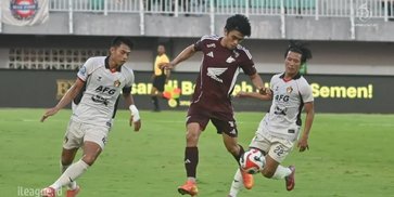 Dibungkam PSM Makassar, Marcos Reina Akui Persik Kediri Tampil Berantakan