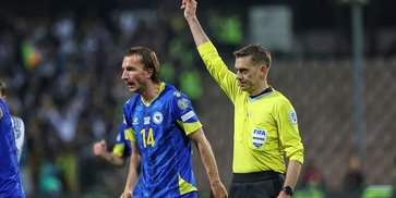 Italia Gagal ke Piala Dunia (Lagi): Kartu Merah Alessandro Bastoni dan Penalti yang Hancurkan Mimpi