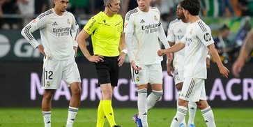 Alvaro Arbeloa Semprot Wasit Usai Real Madrid Ditahan Betis: Mereka Tidak Paham Sepak Bola!