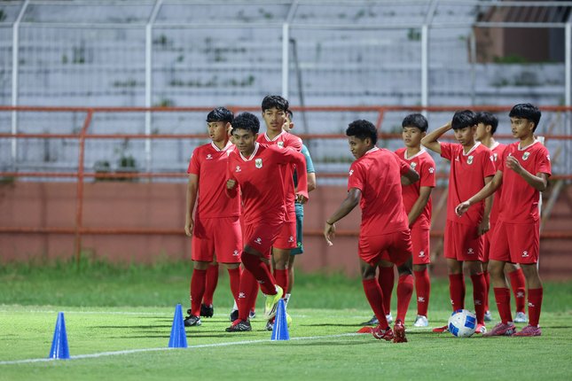 Daftar Susunan Pemain