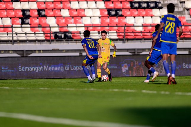 Pesta Gol dan Peran Kunci Francisco Rivera