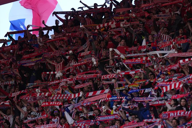 Dukungan Suporter di Laga Liga Champions Atletico vs Arsenal