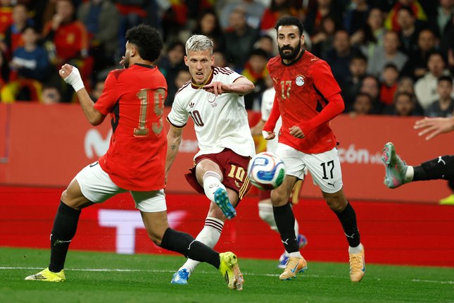 Kebuntuan Lini Tengah