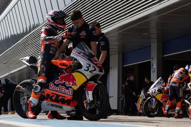 130 Lulusan Rookies Cup Balapan di Grand Prix