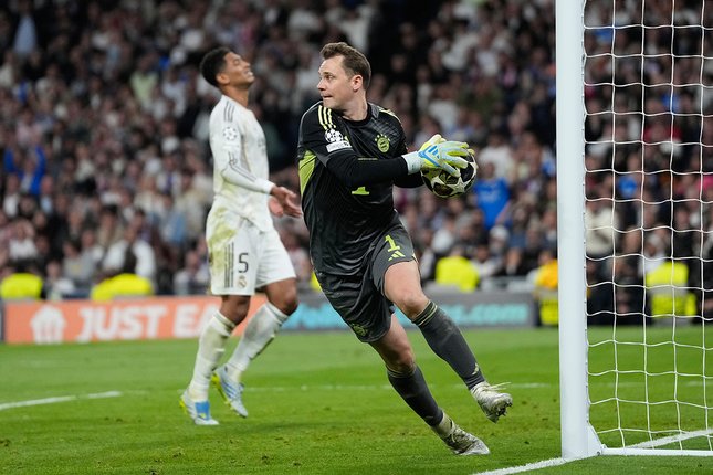 Peran Besar Manuel Neuer di Bawah Mistar Peran Besar Manuel Neuer di Bawah Mistar