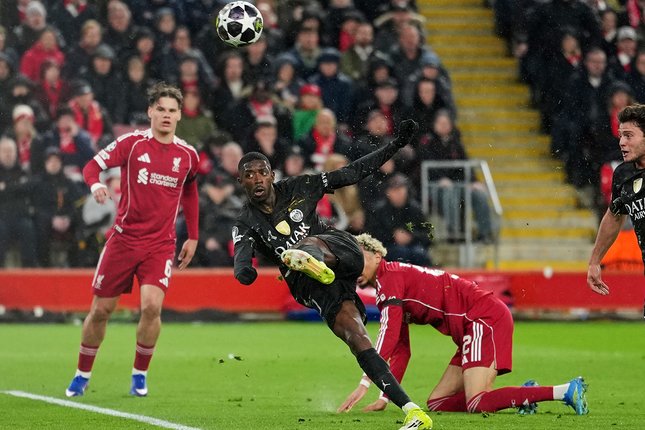 Ousmane Dembele melewatkan sebuah peluang dalam laga leg kedua perempat final Liga Champions antara Liverpool vs PSG di Anfield, 15 April 2026 (c) AP Photo/Dave Shopland