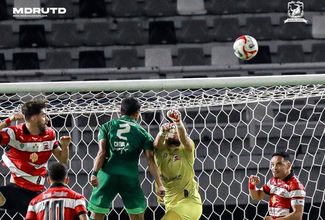 Head to Head dan Performa