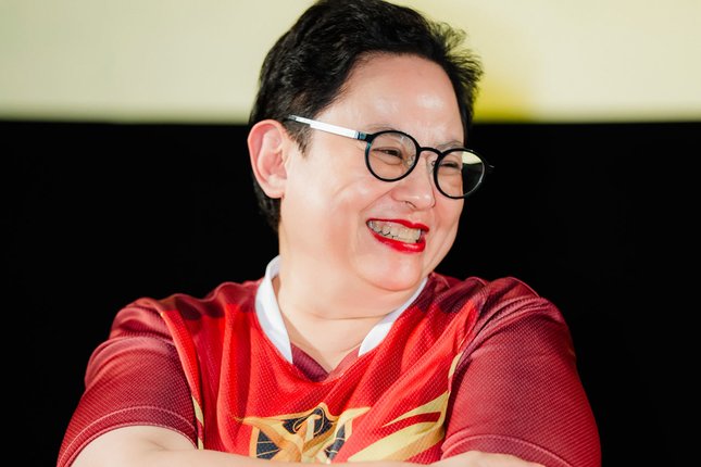 Interpretasi Baru dengan Sentuhan Emosional dan Musik Kuat