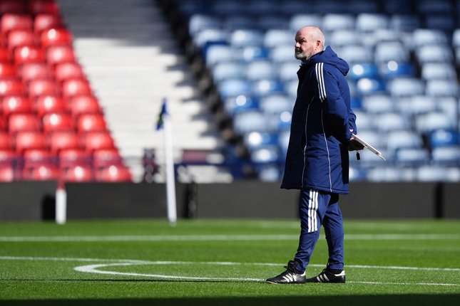 Pelatih Skotlandia: Steve Clarke