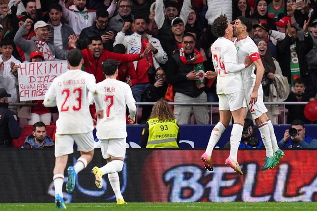 Bagaimana Maroko Lolos ke Piala Dunia 2026? Para pemain Maroko merayakan gol dalam pertandingan persahabatan melawan Ekuador di Madrid, Spanyol, Jumat (27/3/2026). (c) AP Photo/Manu Fernandez