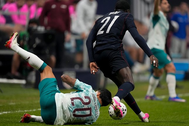 Babak Pertama Babak Pertama