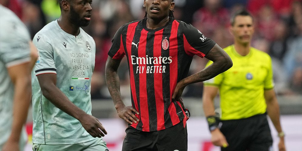 Harga Turun dan Status Rafael Leao Tak Lagi Not For Sale: Man United dan Chelsea Antri?