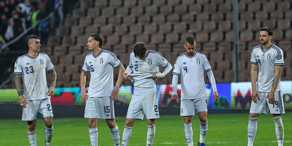 Kantor FIGC Dilempari Telur dan Dirusak Suporter, Didesak Evaluasi Usai Timnas Italia Gagal ke Piala Dunia 2026