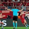 Kontroversi Handball Bayern vs PSG: Chris Sutton Sebut Aturannya Sangat Bodoh!
