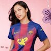 Cute Banget! Olivia Rodrigo Berpose dengan Jersey Barcelona untuk El Clasico
