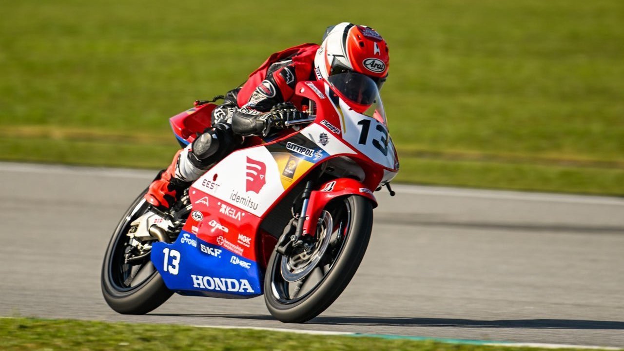 2 Rider Binaan Astra Honda Duel Sengit di Seri 1 Thailand Talent Cup 2026, Kumandangkan Indonesia Raya
