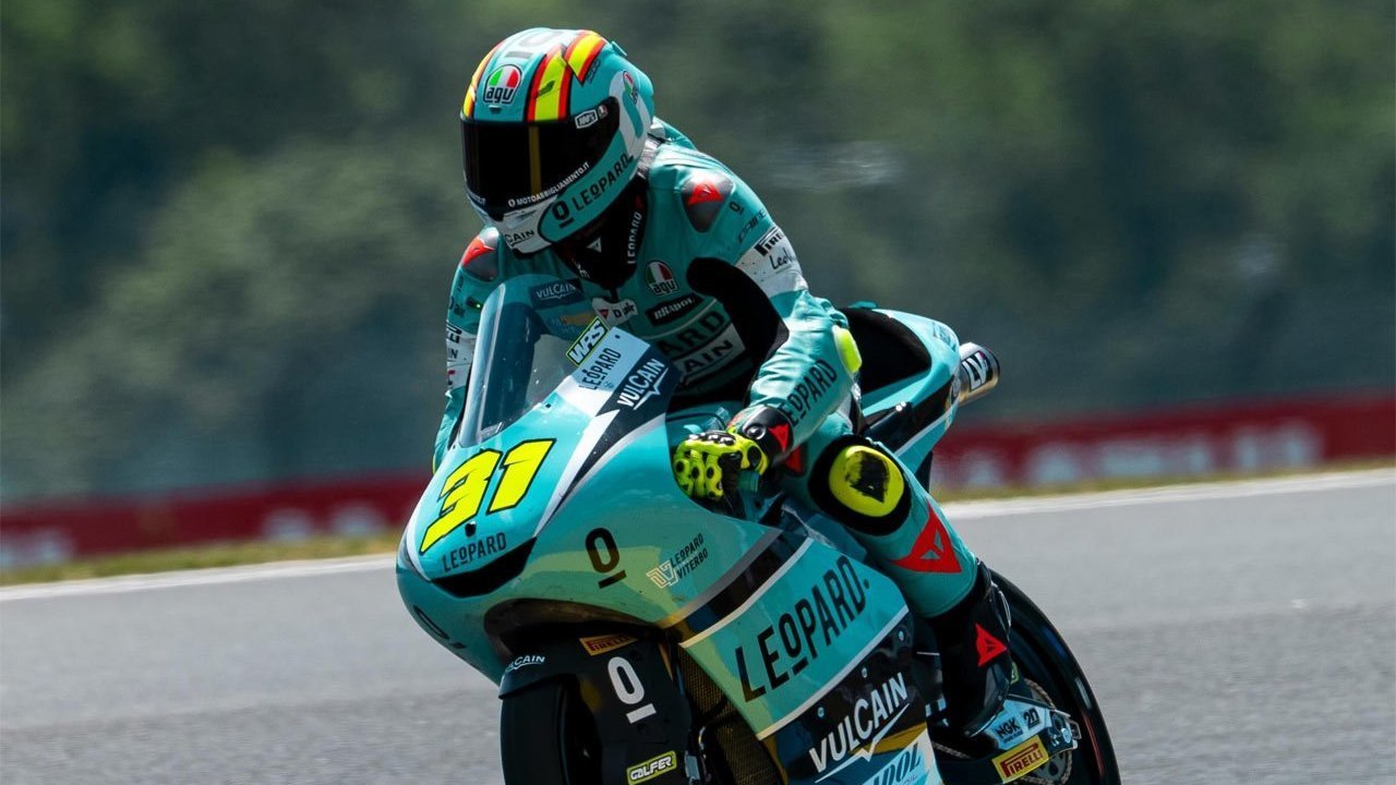 Hasil FP2 Moto3 Prancis 2026: Adrian Fernandez Memimpin, Ungguli Alvaro Carpe
