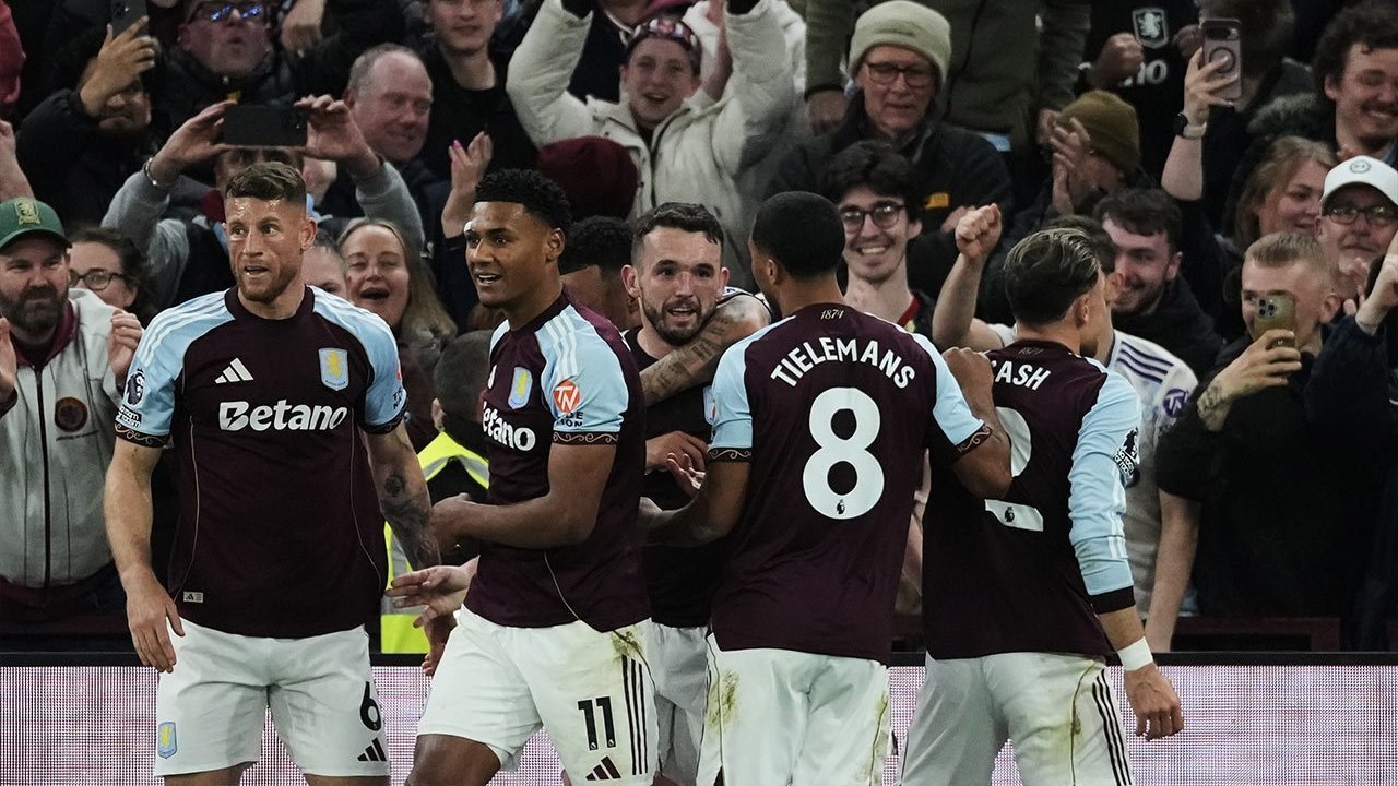 Hajar Liverpool 4-2, Aston Villa Segel 1 Tiket ke Liga Champions Musim Depan