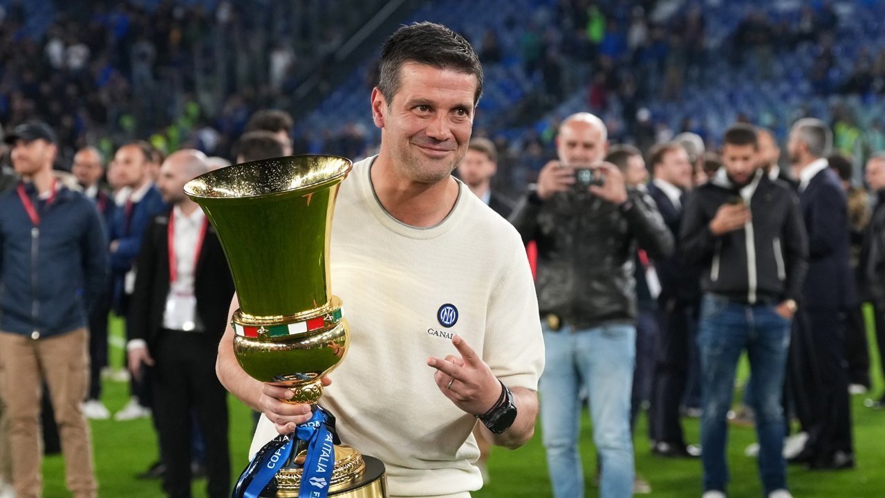 Cristian Chivu Tegaskan Kesuksesan Inter Raih Double Winners Bukan Pencapaian Biasa-biasa Saja Cristian Chivu Tegaskan Kesuksesan Inter Raih Double Winners Bukan Pencapaian Biasa-biasa Saja