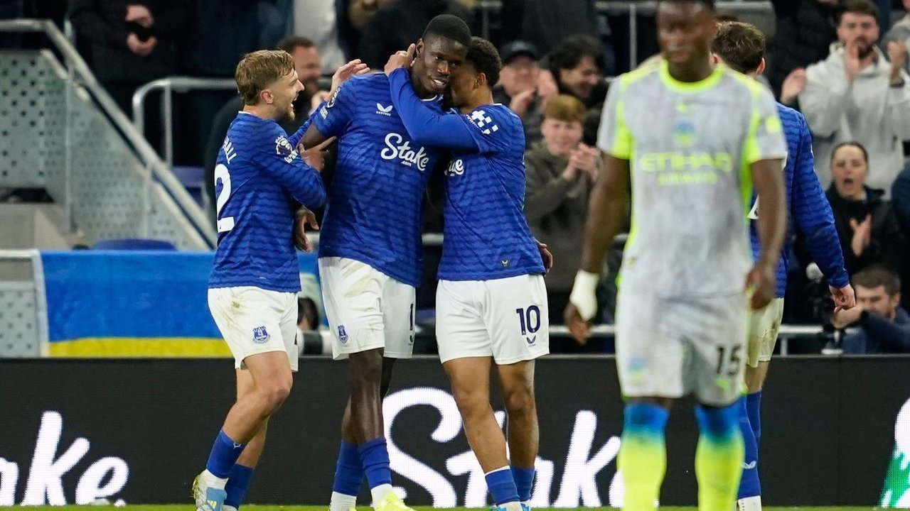 Drama 3-3 Everton vs Man City: Arsenal Jadi Pemenang walau tak Berada di Lapangan!