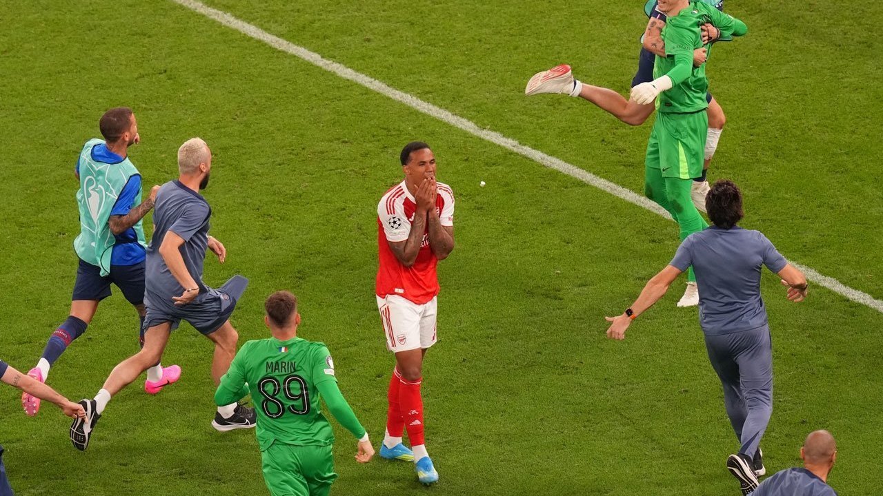 Air Mata Gabriel dan Momen Paling Menyakitkan Arsenal di Final Liga Champions 2025/2026 Air Mata Gabriel dan Momen Paling Menyakitkan Arsenal di Final Liga Champions 2025/2026