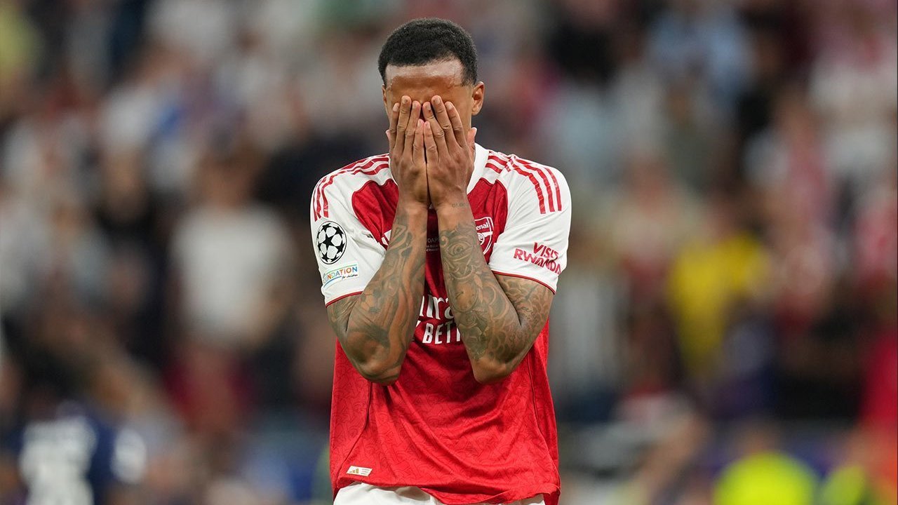 Gabriel Magalhaes Buka Suara Setelah Gagal Eksekusi Penalti di Final Liga Champions