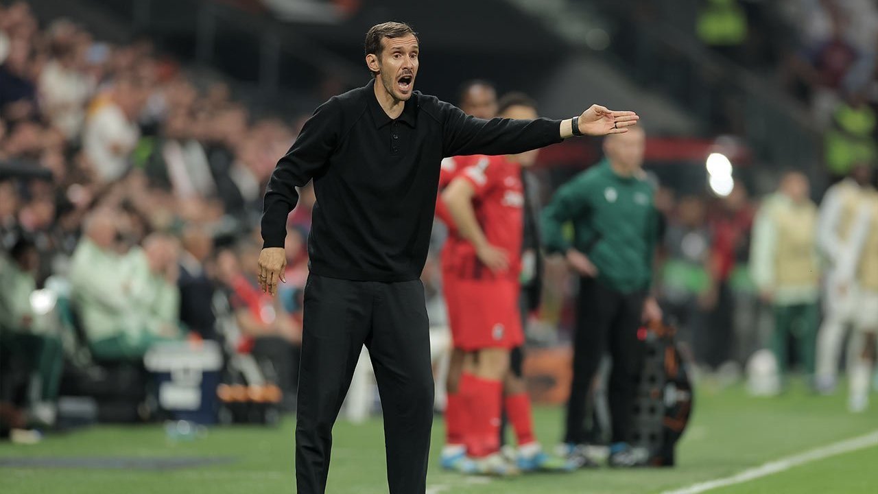 Gagal Angkat Trofi, Pelatih Freiburg Akui Aston Villa Layak Juara Europa League: Mereka Sempurna Gagal Angkat Trofi, Pelatih Freiburg Akui Aston Villa Layak Juara Europa League: Mereka Sempurna