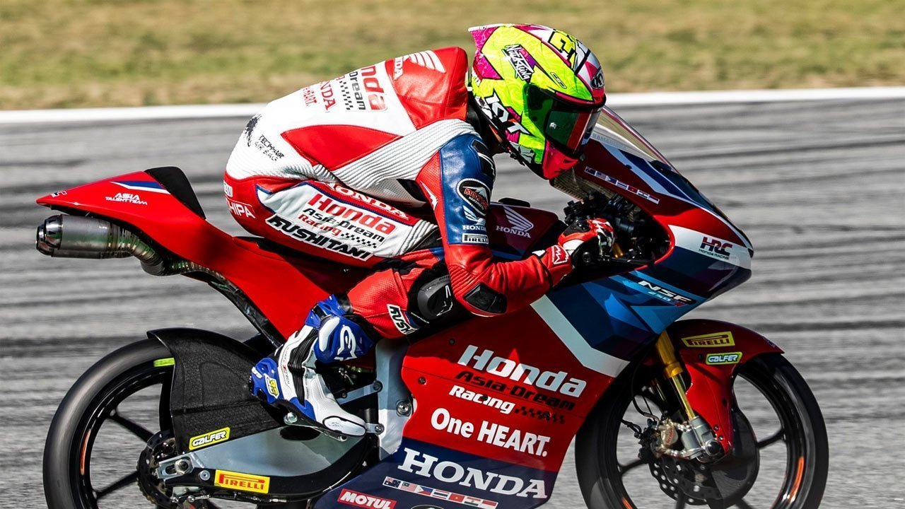 Kiandra Ramadhipa Duduki Peringkat 5 Klasemen Moto3 Junior 2026 Usai Performa Solid di Seri Catalunya Kiandra Ramadhipa Duduki Peringkat 5 Klasemen Moto3 Junior 2026 Usai Performa Solid di Seri Catalunya