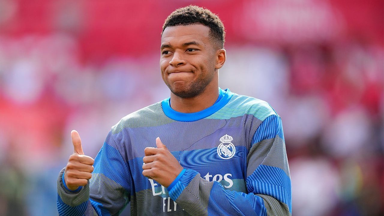 Marash Kumbulla Ceritakan Pengalamannya Melawan Mbappe dan Yamal, Siapa yang Lebih Merepotkan?