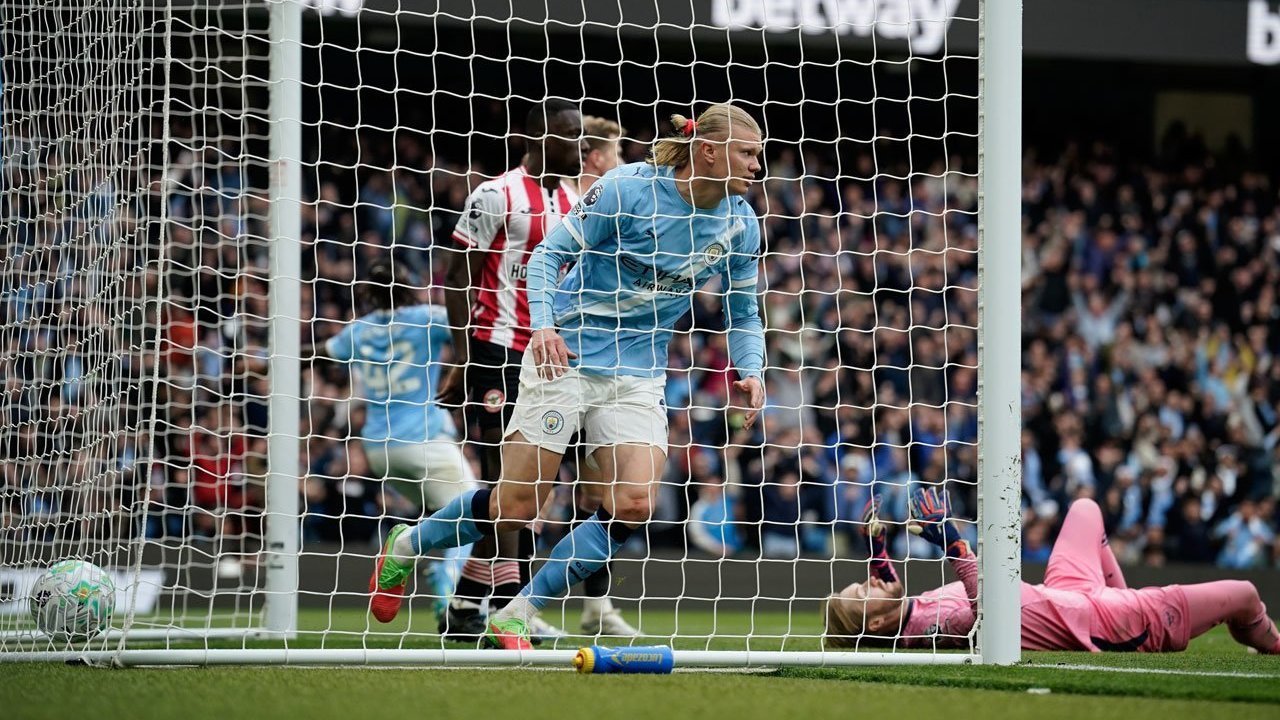 Man City Kini Menunggu Bantuan West Ham untuk Menjegal Arsenal