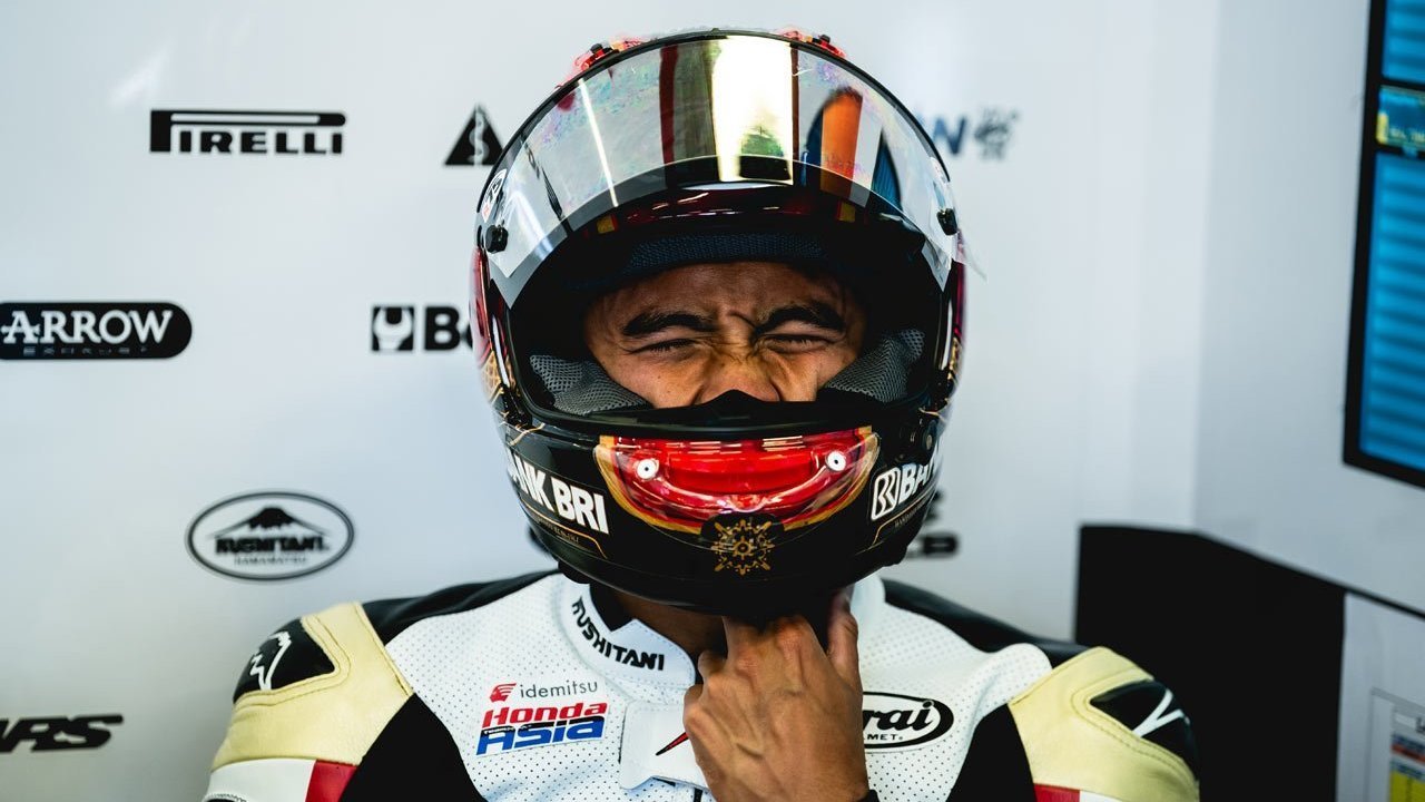 Fokus Pemulihan Cedera, Mario Aji Sedih Terpaksa Absen dari Moto2 Catalunya 2026 Fokus Pemulihan Cedera, Mario Aji Sedih Terpaksa Absen dari Moto2 Catalunya 2026