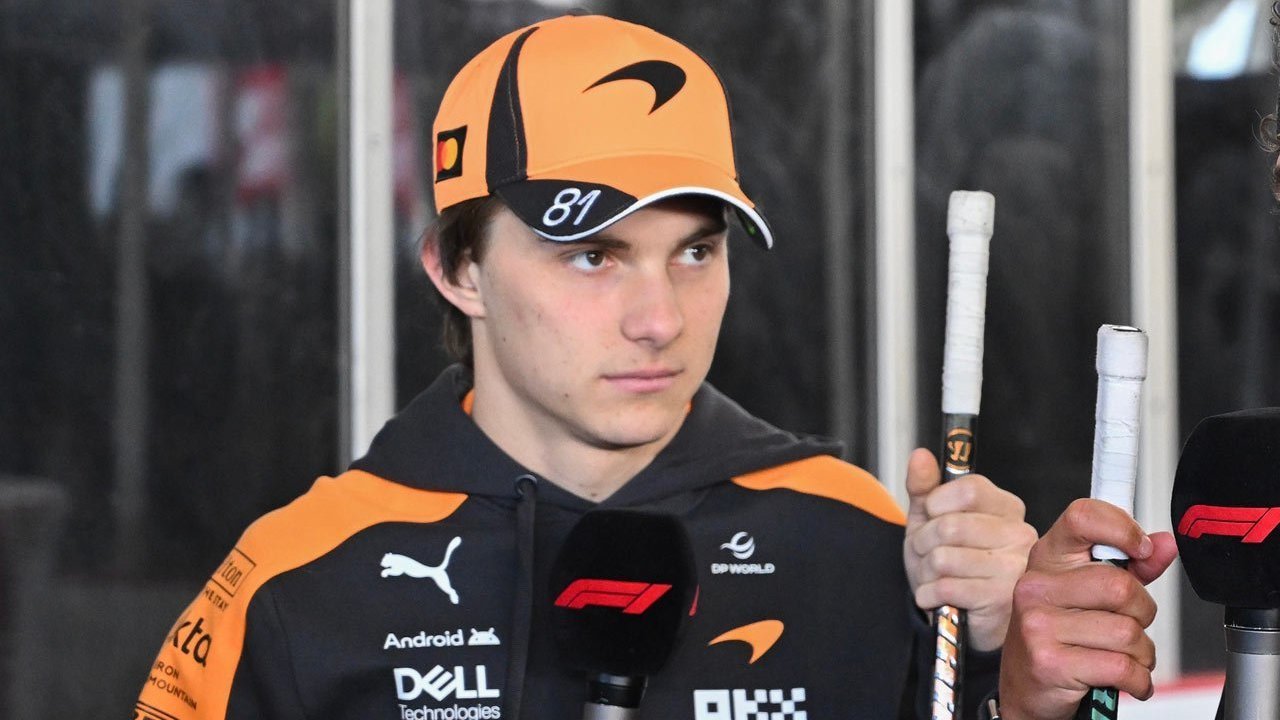 McLaren Tanggapi Rumor Oscar Piastri Pindah ke Red Bull, Ogah Ubah Susunan Pembalap di Formula 1 2027 McLaren Tanggapi Rumor Oscar Piastri Pindah ke Red Bull, Ogah Ubah Susunan Pembalap di Formula 1 2027