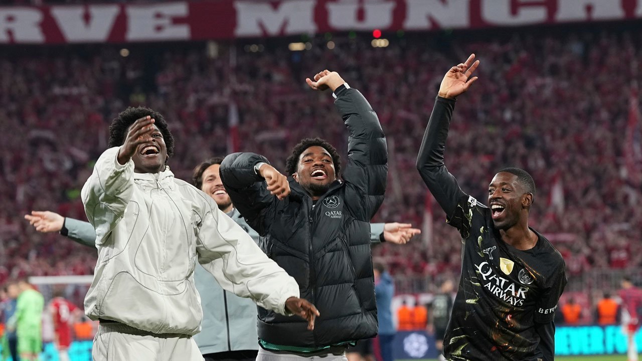 Rapor Pemain PSG usai Ditahan Imbang Bayern dan Lolos ke Final UCL: Safonov Solid, Vitinha Istimewa, Kvara Ajaib!