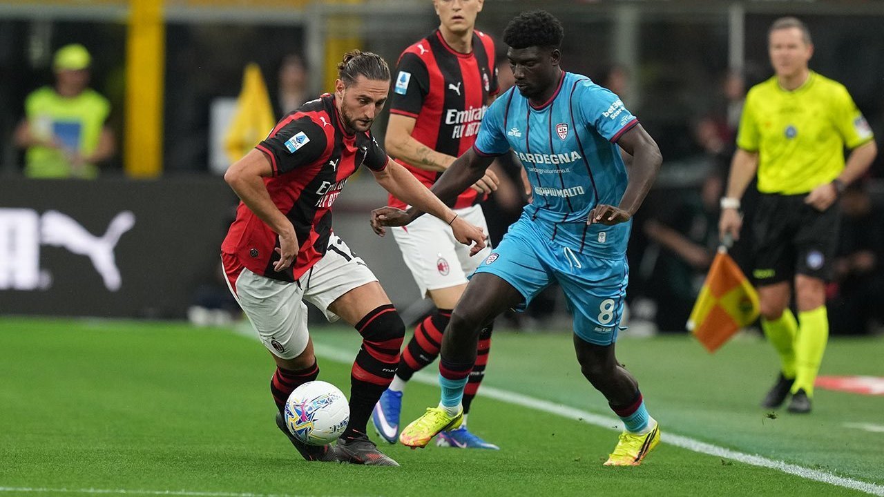 Siapa Pemain AC Milan yang Nggak Malu-maluin saat Dipermalukan Cagliari: Maignan Berjuang Sendirian, Taktik Allegri Zonk! Siapa Pemain AC Milan yang Nggak Malu-maluin saat Dipermalukan Cagliari: Maignan Berjuang Sendirian, Taktik Allegri Zonk!