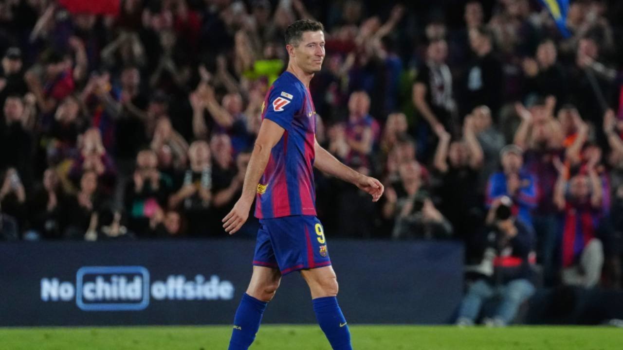 Robert Lewandowski: Saya Akan Selalu Membawa Barcelona di Hati Robert Lewandowski: Saya Akan Selalu Membawa Barcelona di Hati