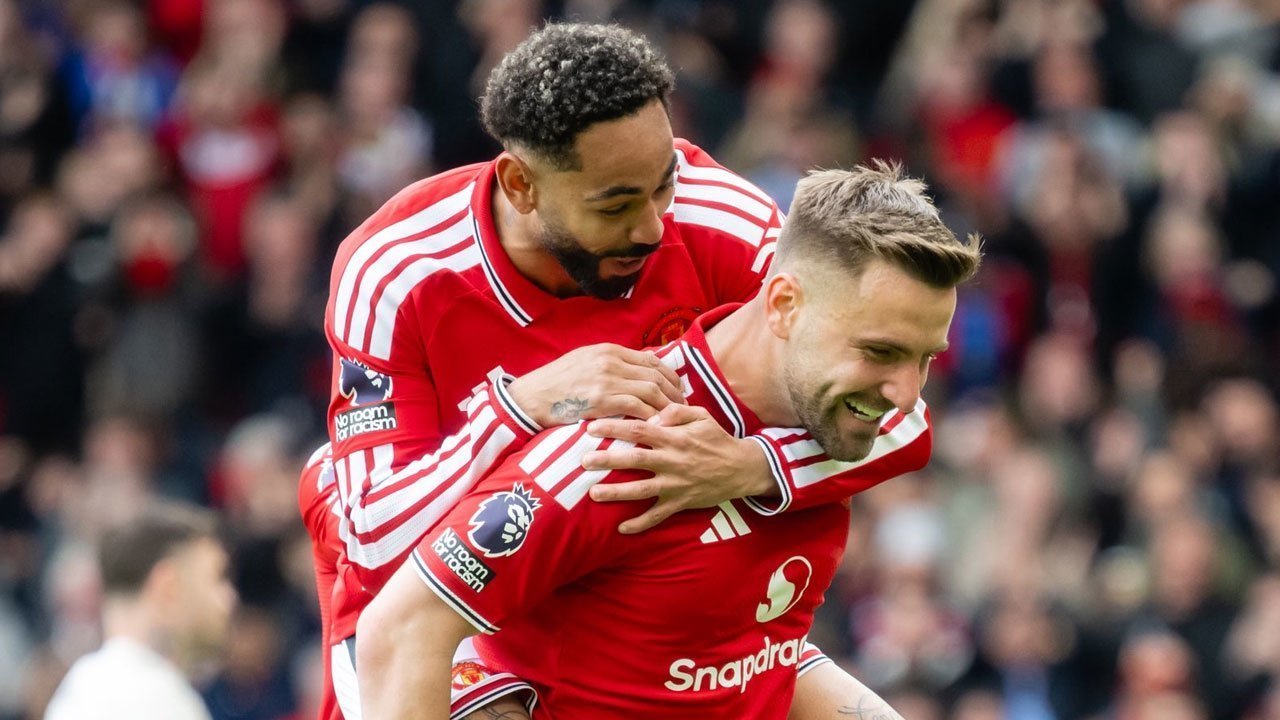 Tidak Hanya Bruno Fernandes, Luke Shaw Juga Catatkan Rekor Apik di Laga Brighton vs Man Utd Tidak Hanya Bruno Fernandes, Luke Shaw Juga Catatkan Rekor Apik di Laga Brighton vs Man Utd