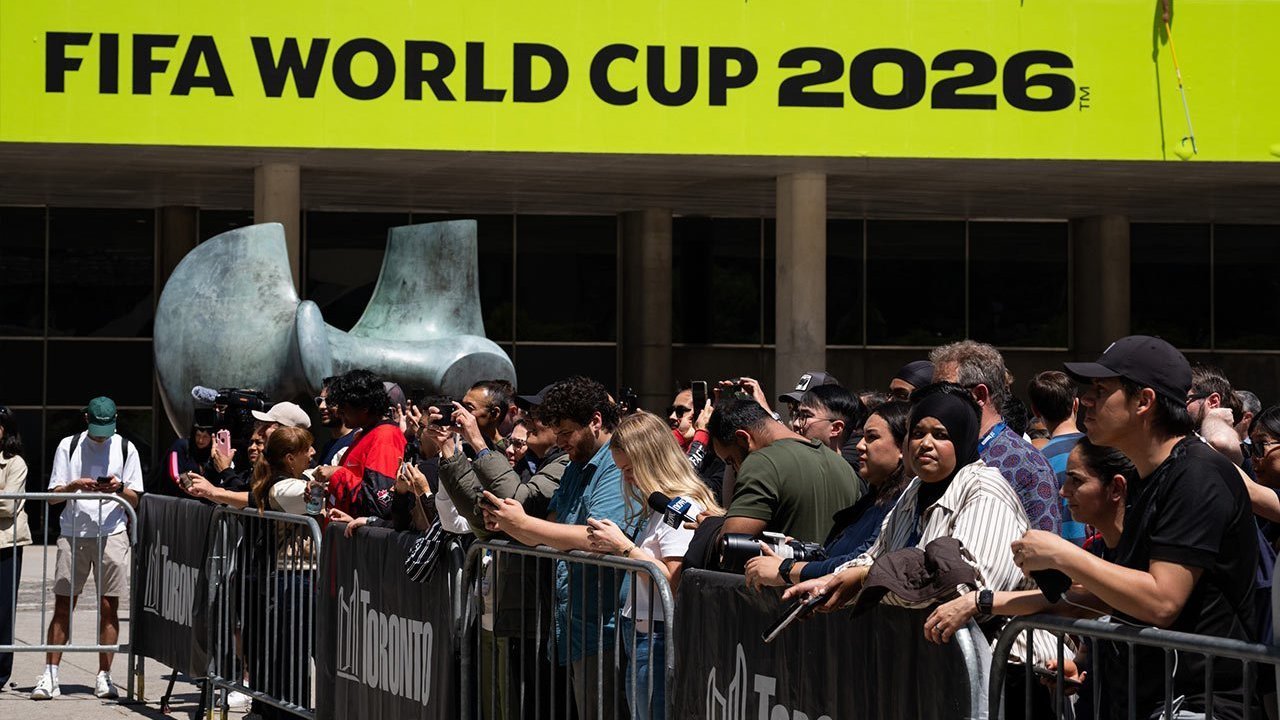 Waduh, Tuan Rumah Piala Dunia 2026 Perketat Aturan Perjalanan Terkait Ebola: Suporter Negara Mana Terdampak? Waduh, Tuan Rumah Piala Dunia 2026 Perketat Aturan Perjalanan Terkait Ebola: Suporter Negara Mana Terdampak?