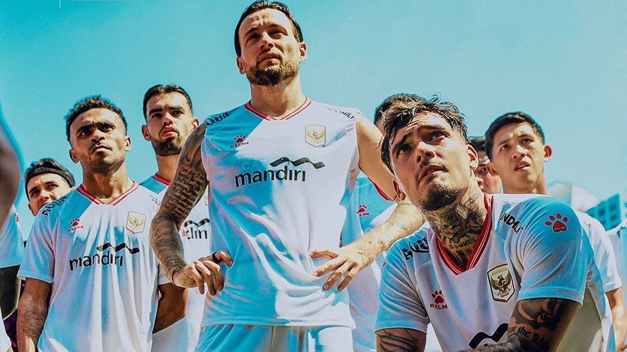 Cekrek! Luke Vickery dan Matthew Baker Tertangkap Kamera Mengikuti TC Timnas Indonesia Cekrek! Luke Vickery dan Matthew Baker Tertangkap Kamera Mengikuti TC Timnas Indonesia